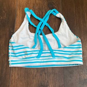 Lululemon sports bra size 8